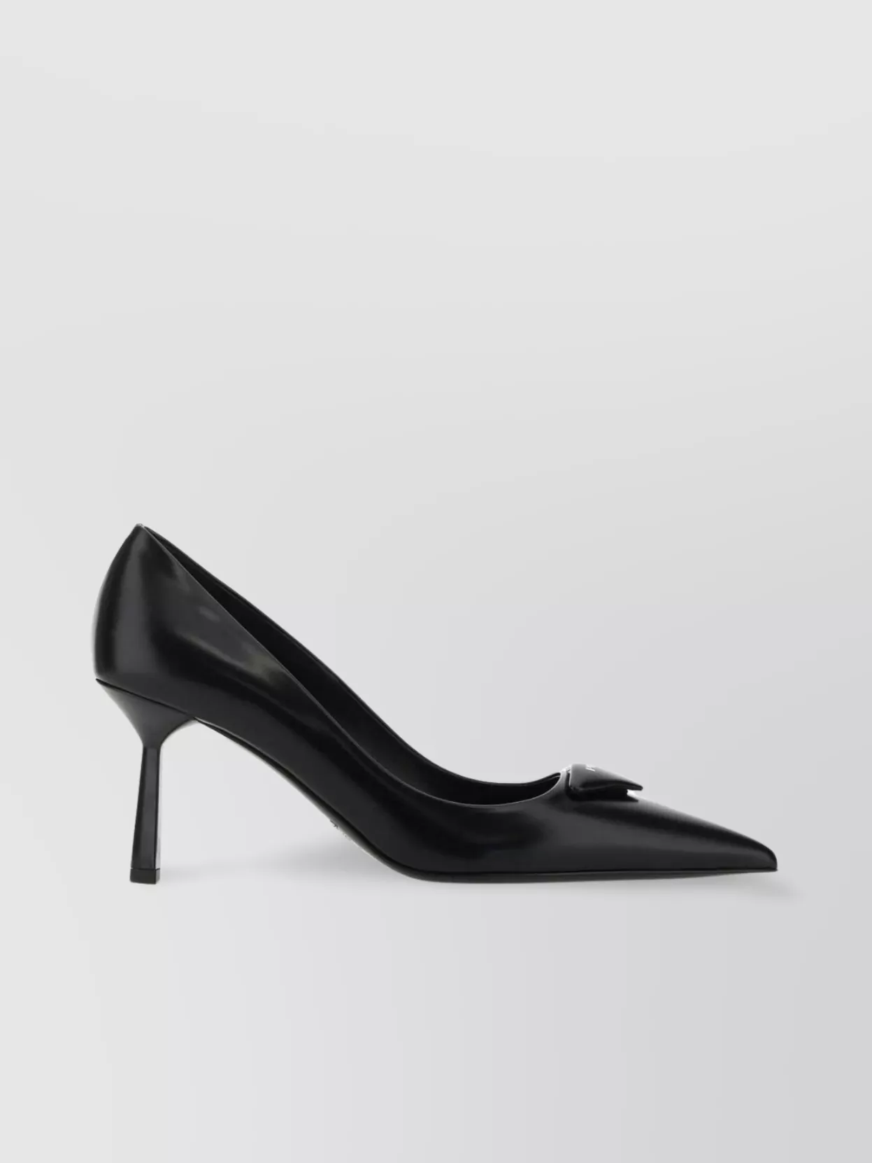 Prada Leather Pumps With Glossy Finish And Pointed Toe
