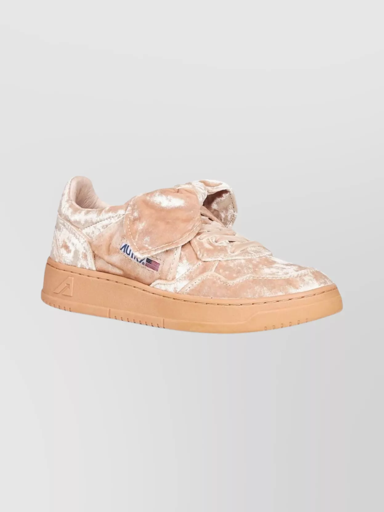 Autry Round Toe Low Top Velvet Sneakers With Rubber Sole In Neutral