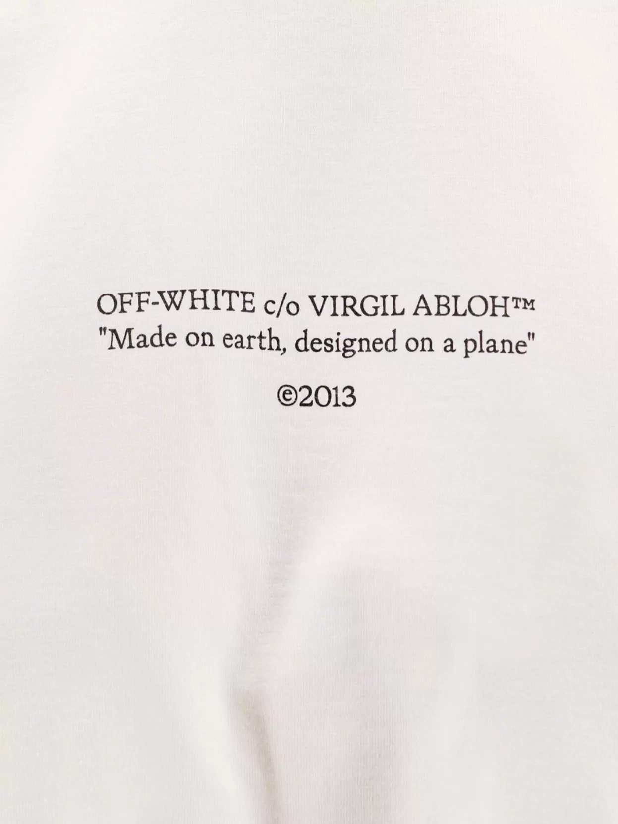 Off-White Regular Fit Cotton T-Shirt With Printed Design