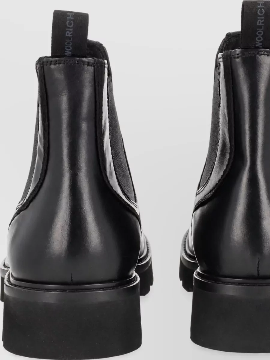 Woolrich chelsea boots