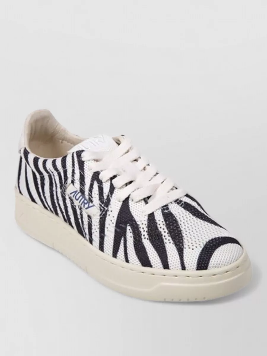Autry leather lace-up sneakers