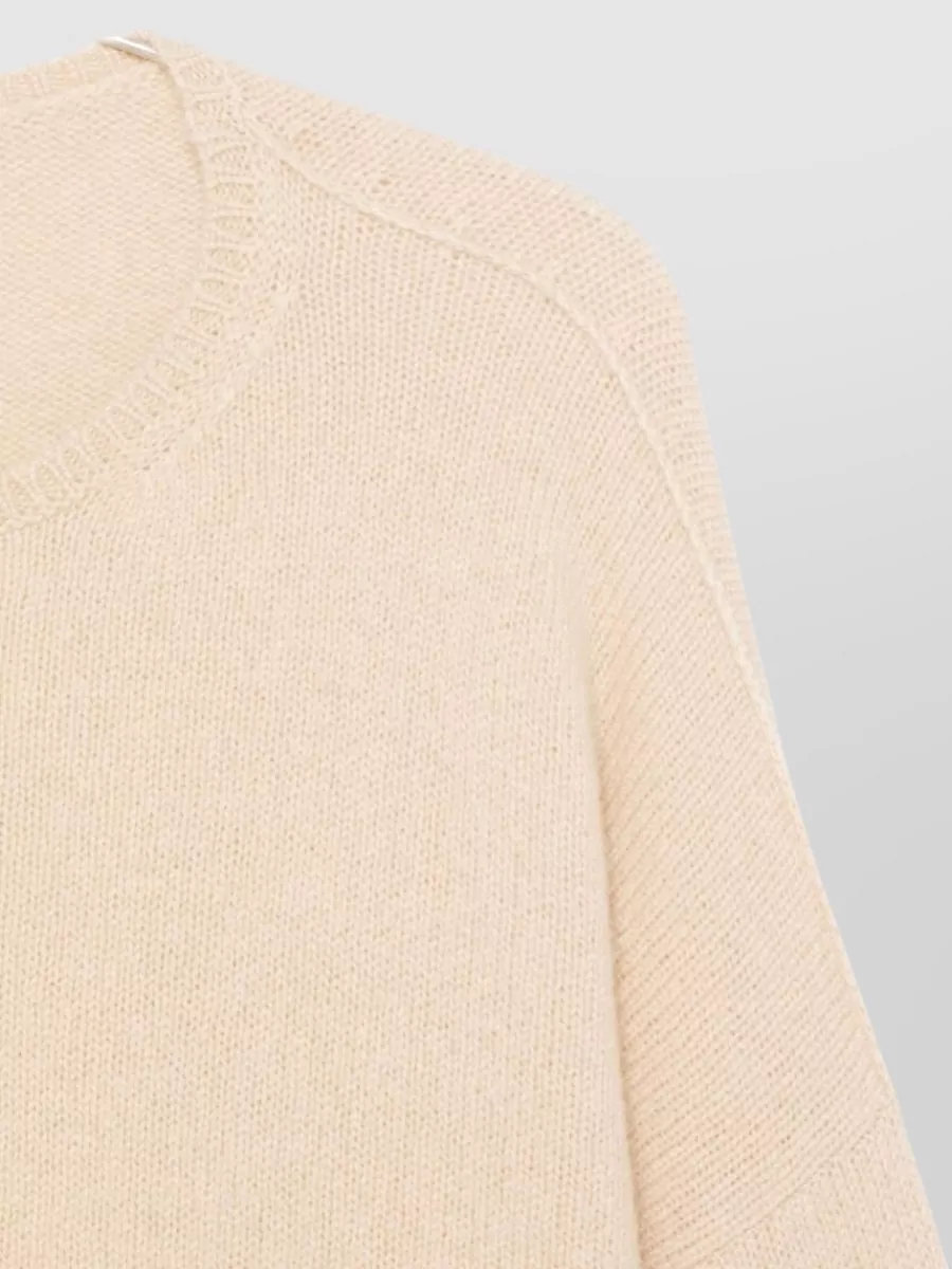 Apuntob Cashmere Fine-Knit Crew-Neck Long-Sleeve Sweatshirt