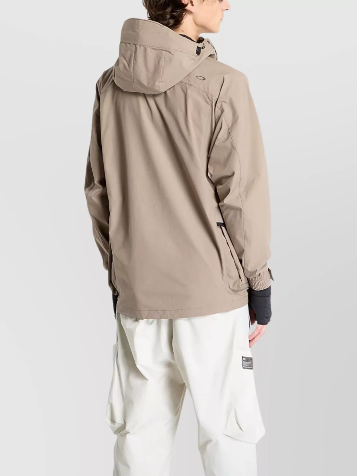 Oakley Versatile Hooded Jacket Adjustable Features