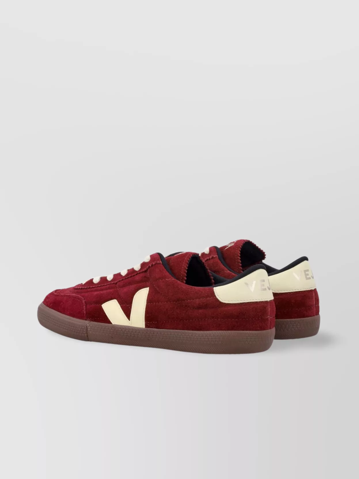 Veja Suede Low-top Sneakers Rubber Sole In Burgundy