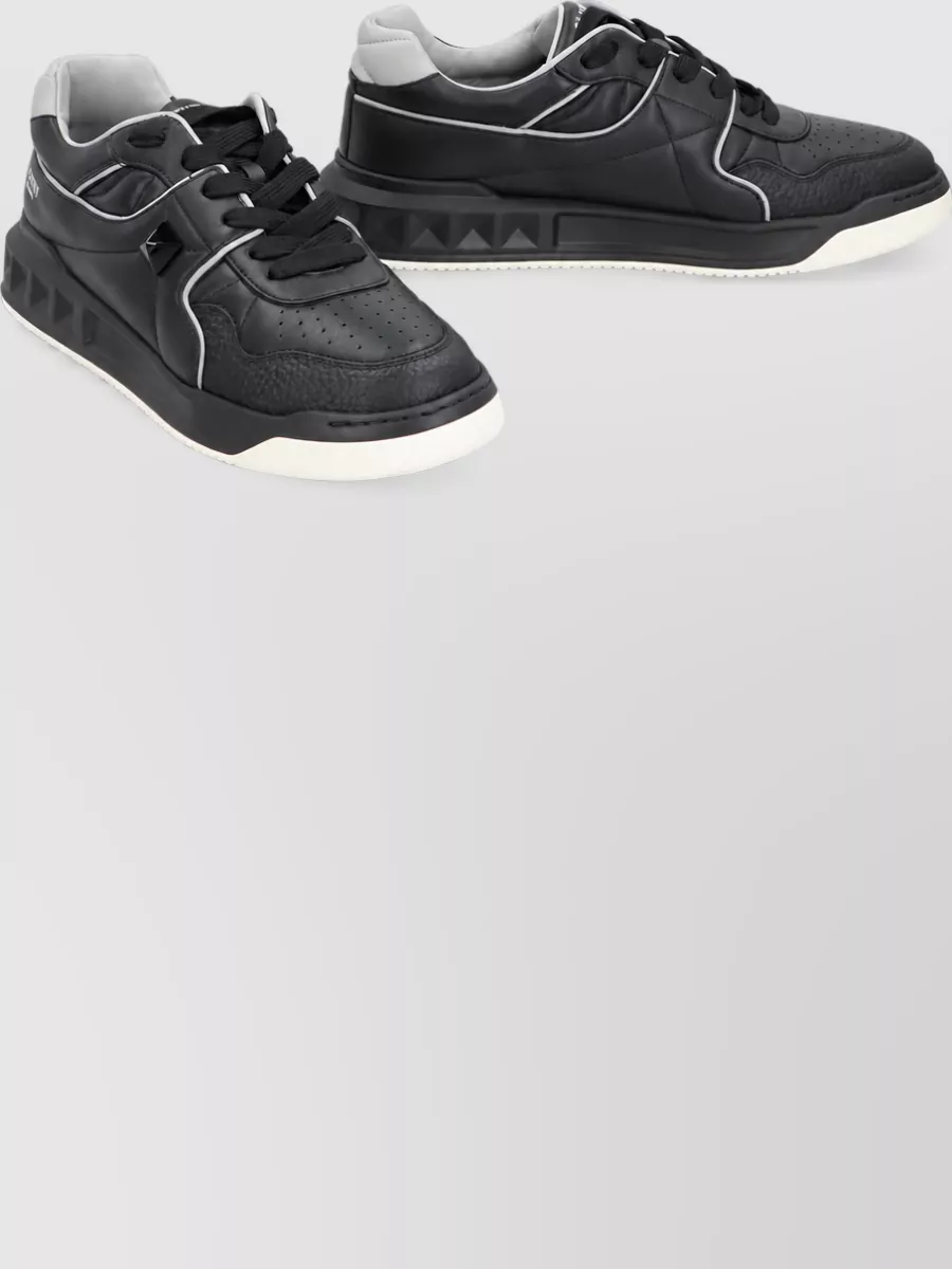 Valentino Garavani calf leather low-top sneakers
