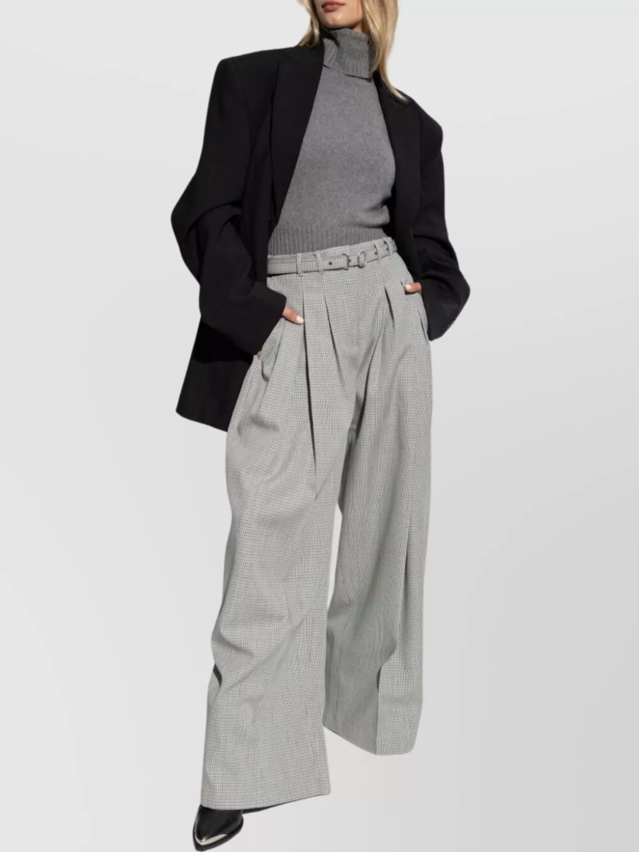 Ami Alexandre Mattiussi Ami Paris Slim Tonal Adc Sweater Clothing In Gray