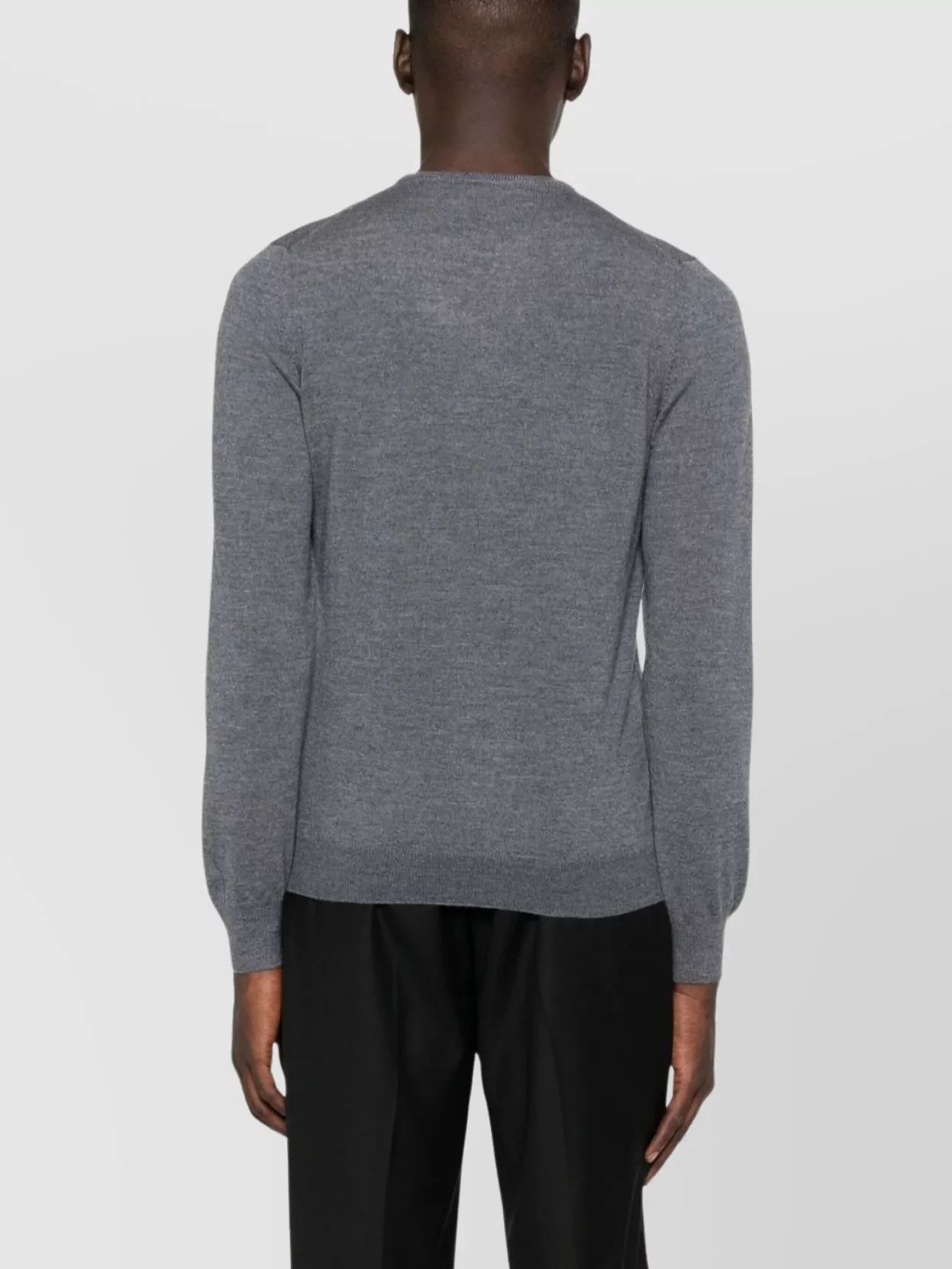 Tagliatore Fine Knit Long Sleeve Crew Neck Sweater