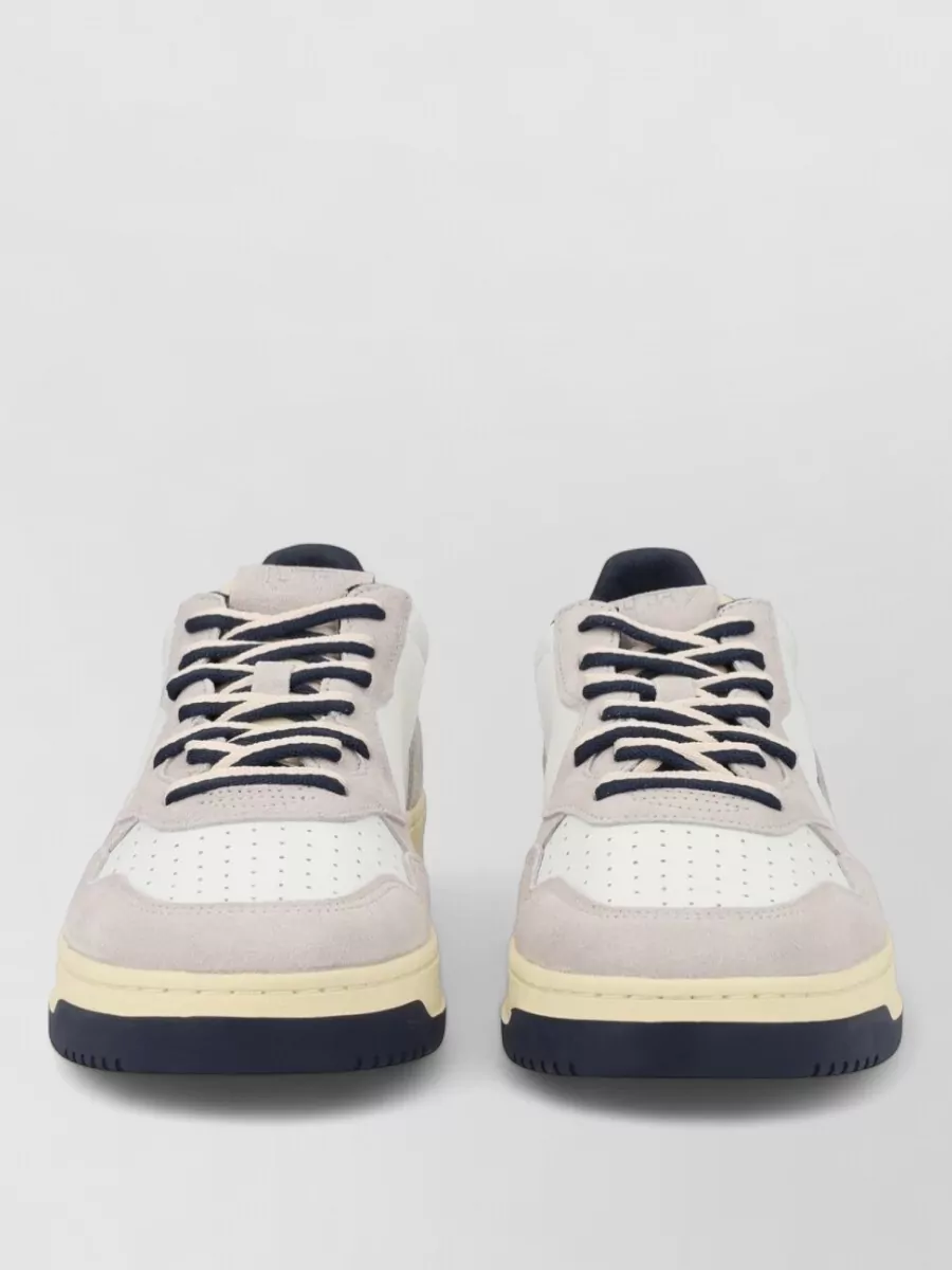 Autry leather low-top sneakers