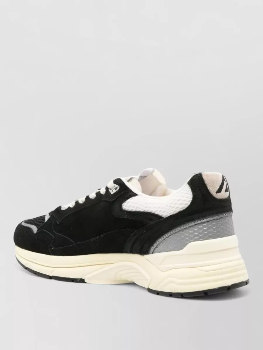 Autry Hyperway Low Sneakers Mesh Panels Sole