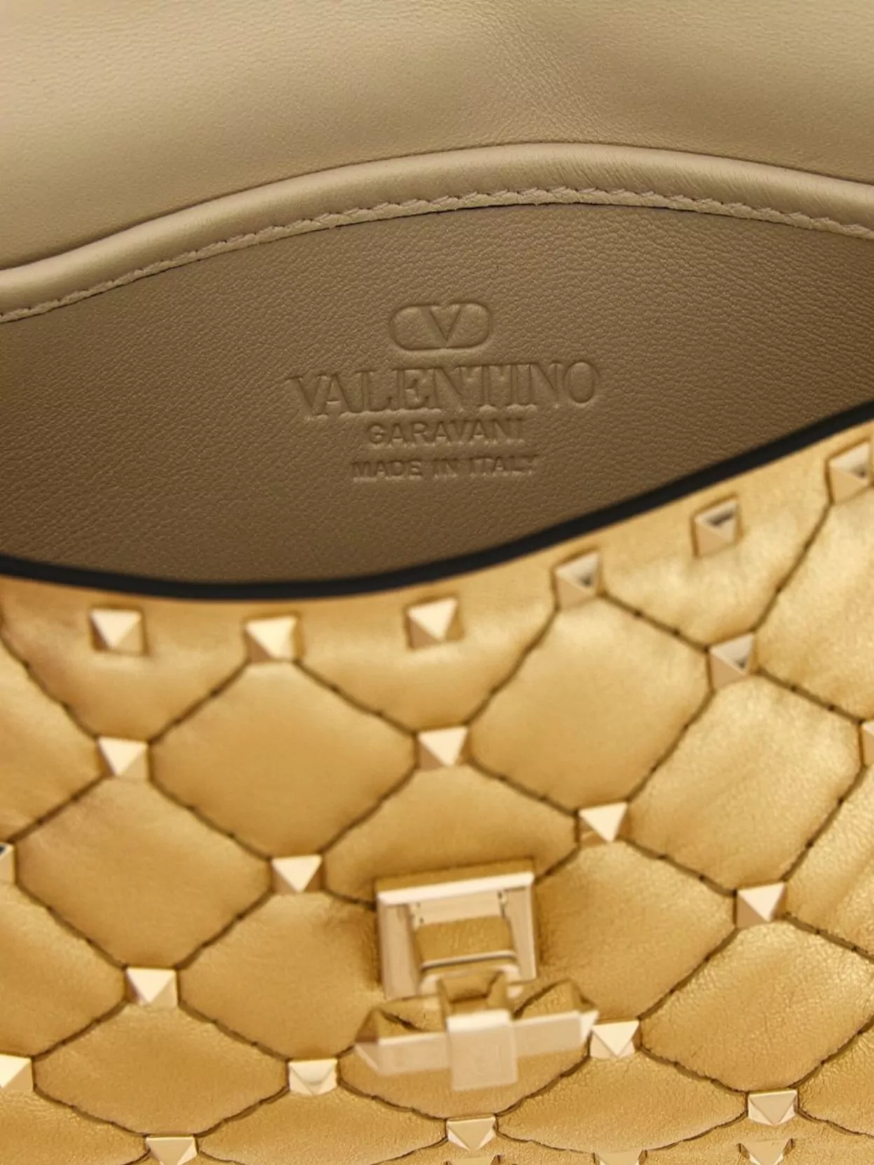 Valentino Rockstudspike S Shoulder Bag With Chain Strap