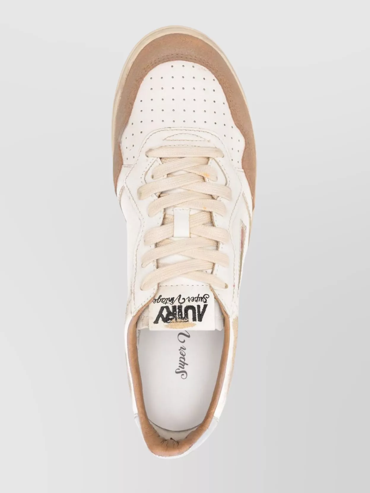 スニーカー AUTRY Medalist vintage sneakers in leather cafe Autry Medalist Low Super Vintage Sneakers In White Black And