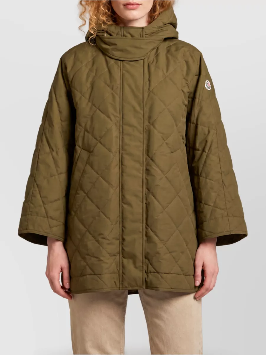 Moncler Diamond-quilted puffer cape