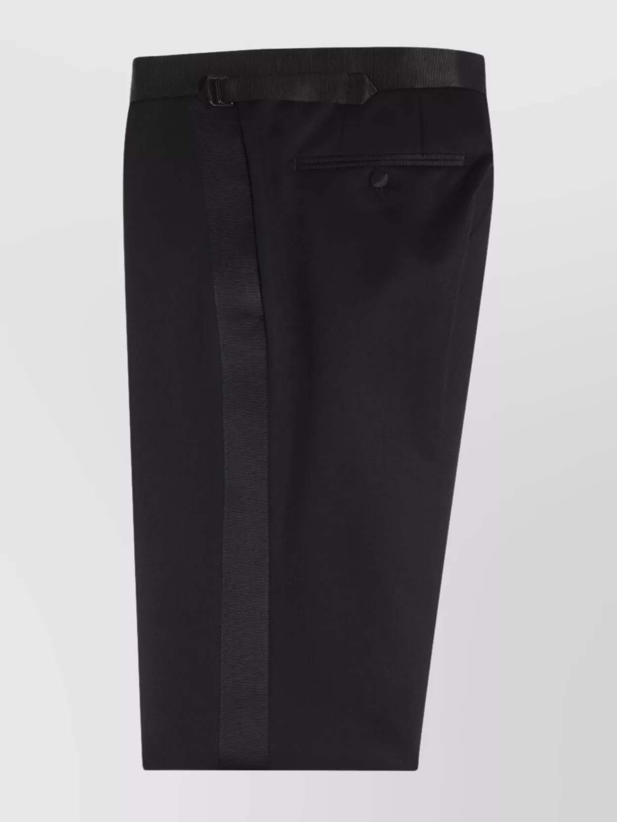 Tom Ford Luxe Suit With Satin Lapel And Buttoned Cuffs
