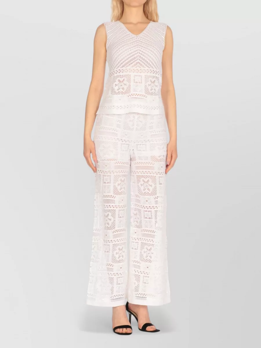 D.exterior Sleeveless V-Neck Blouse