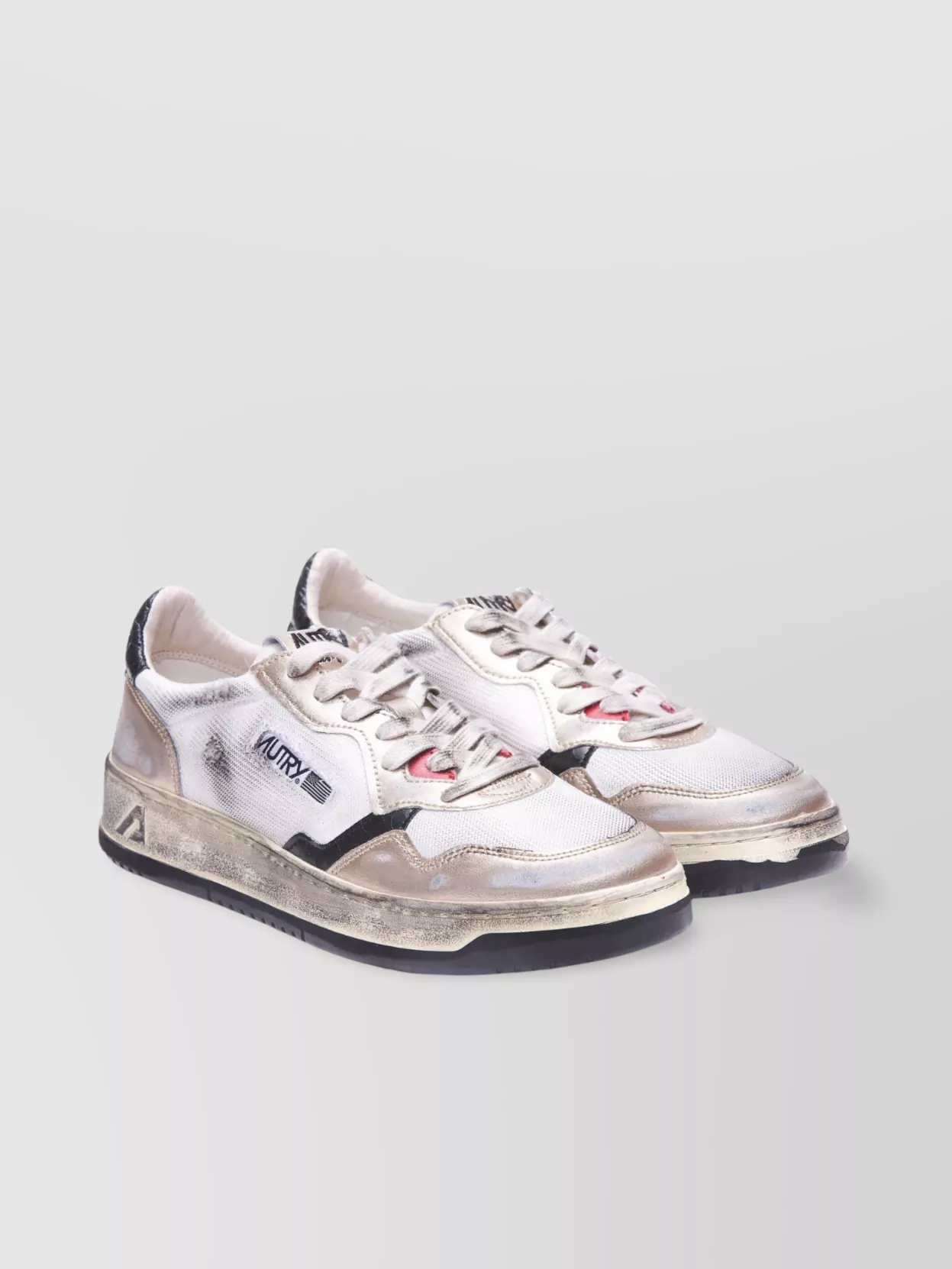 Autry Low Top Leather Sneakers With Used Effect