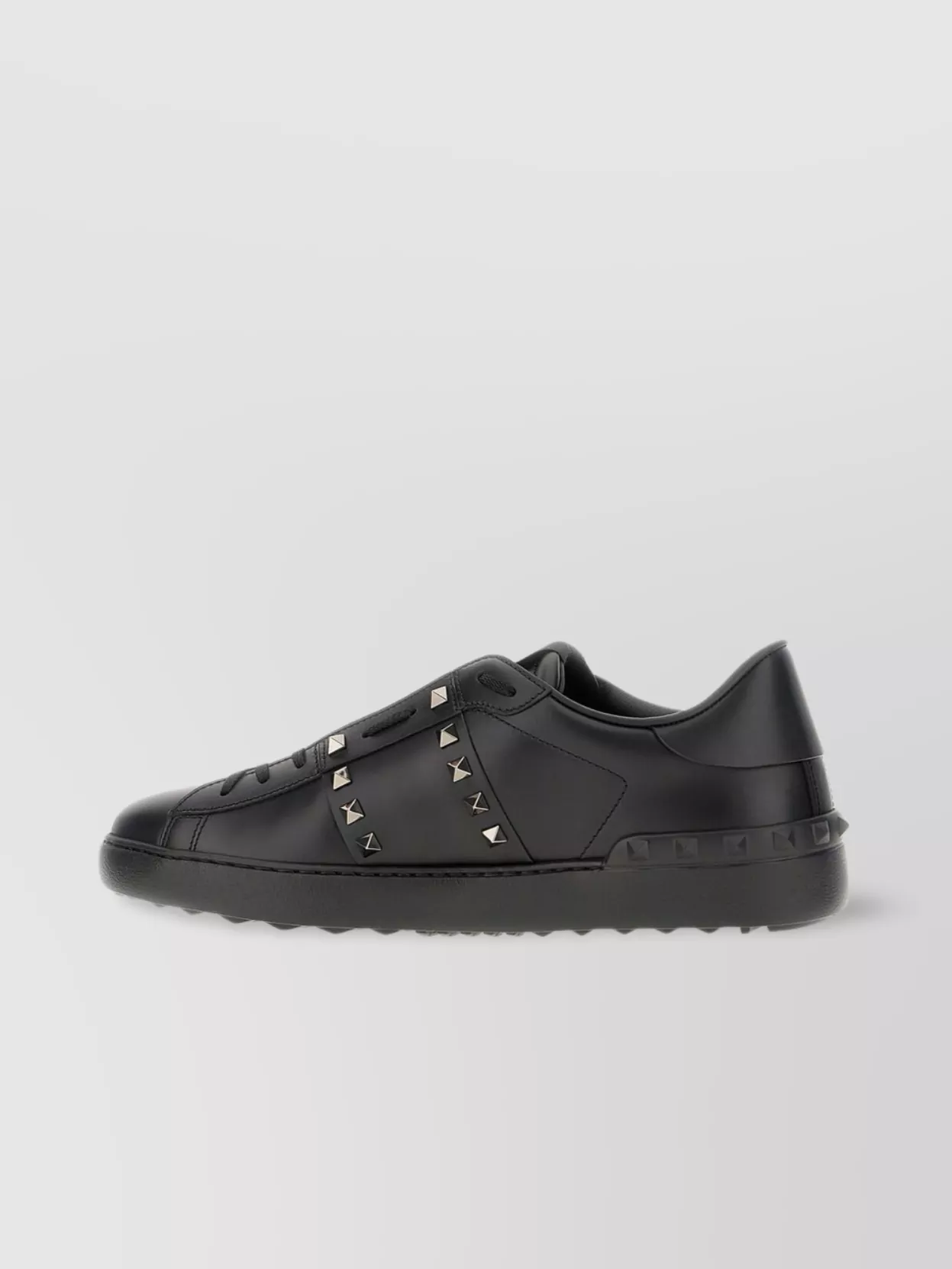 Valentino Garavani Low-Top Studded Sneakers Rubber Sole