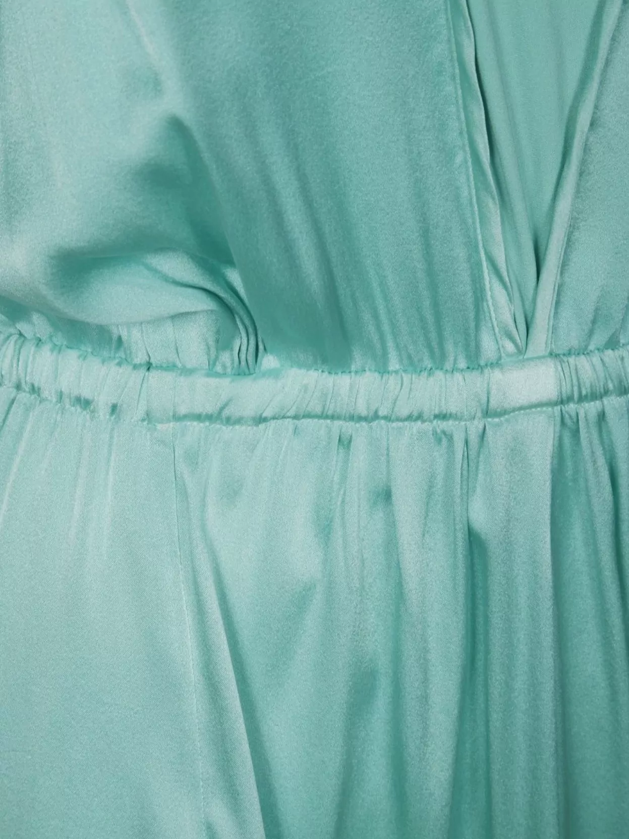 FORTE FORTE SATIN SILK DRESS WITH V-NECKLINE AND ELASTIC WAISTBAND 