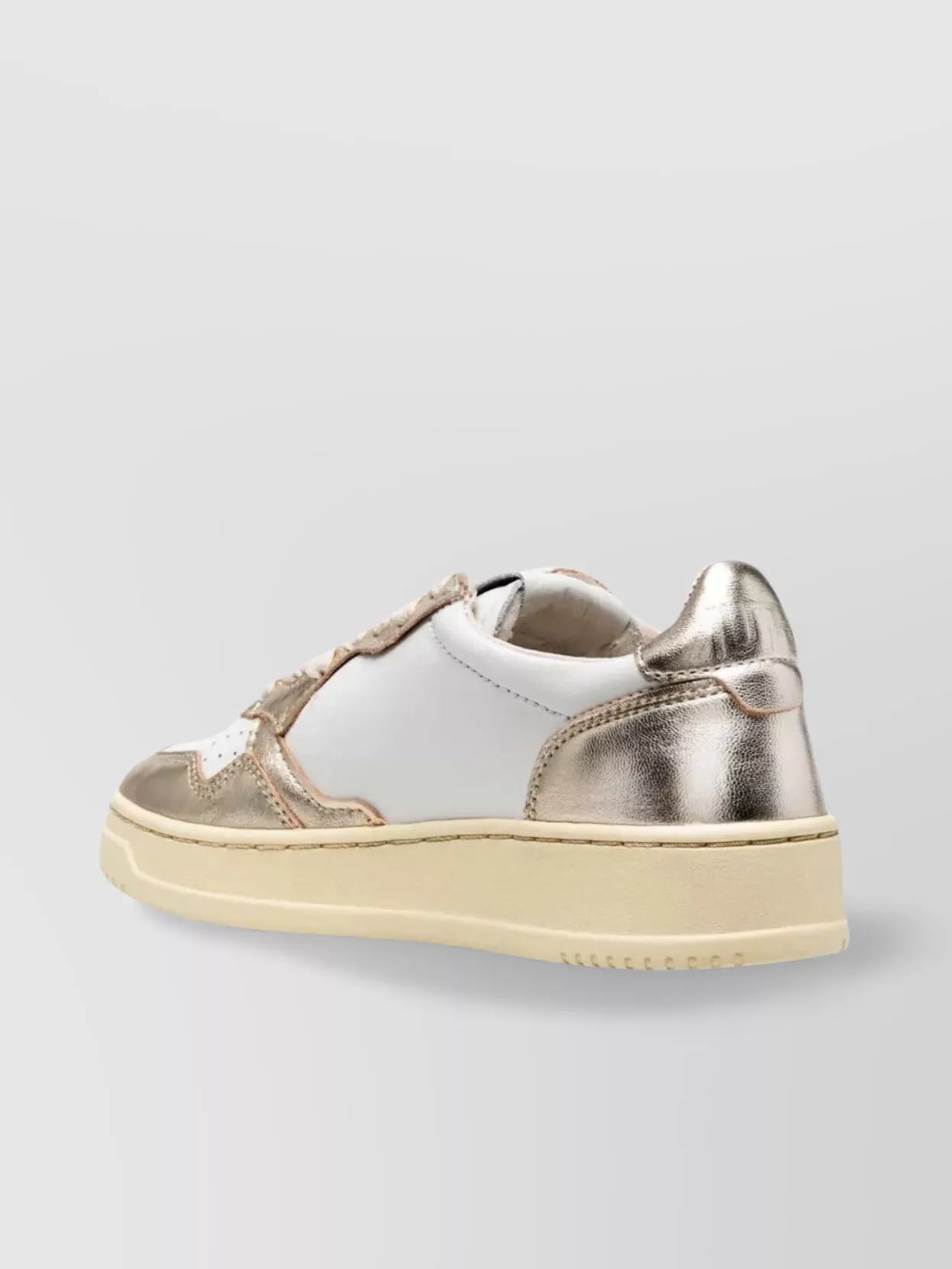 Autry "low Top Medalist" Leather Sneakers In Multi
