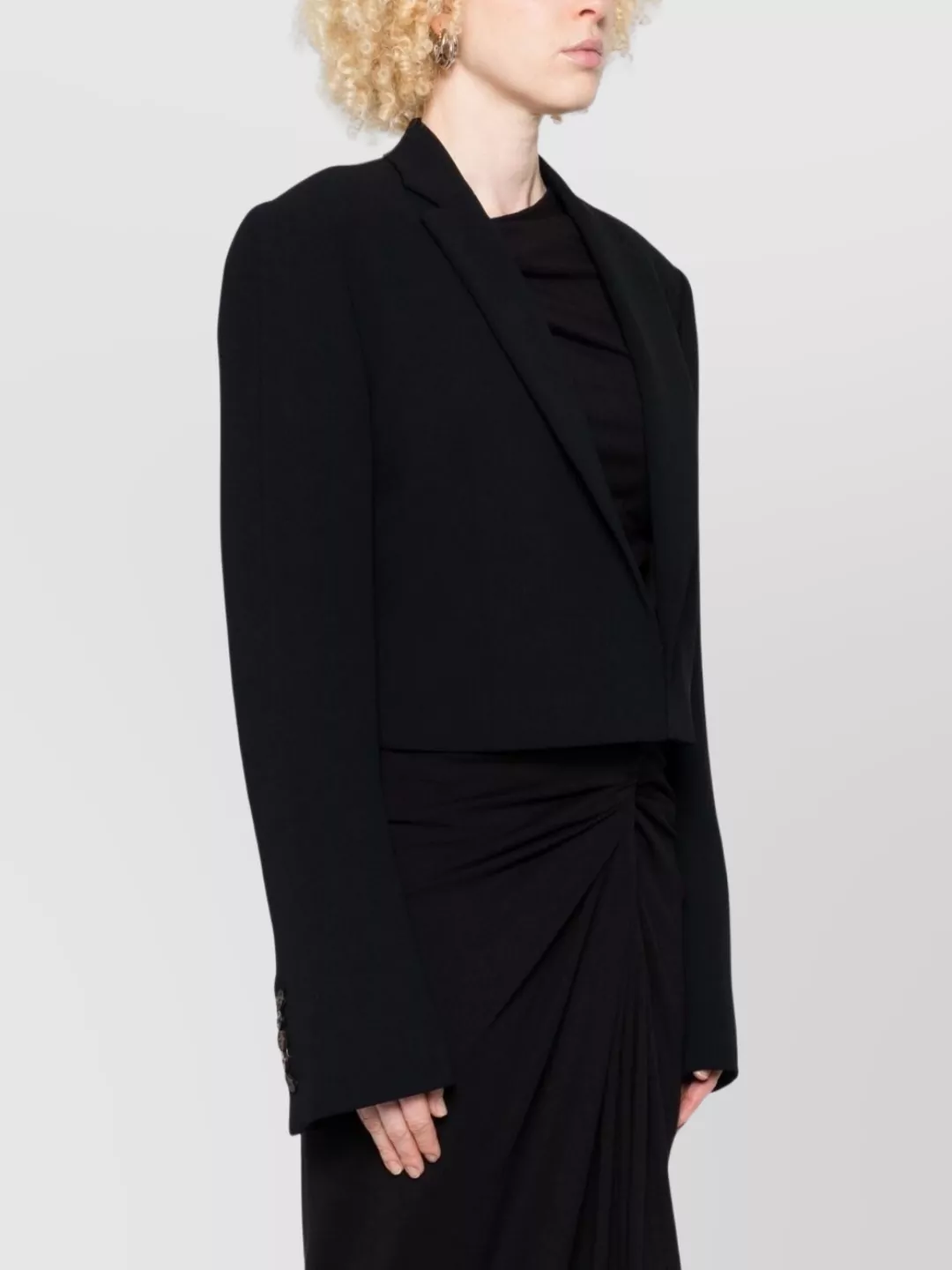 Dries Van Noten Modern Cropped Jacket Featuring Notched Lapels In Black