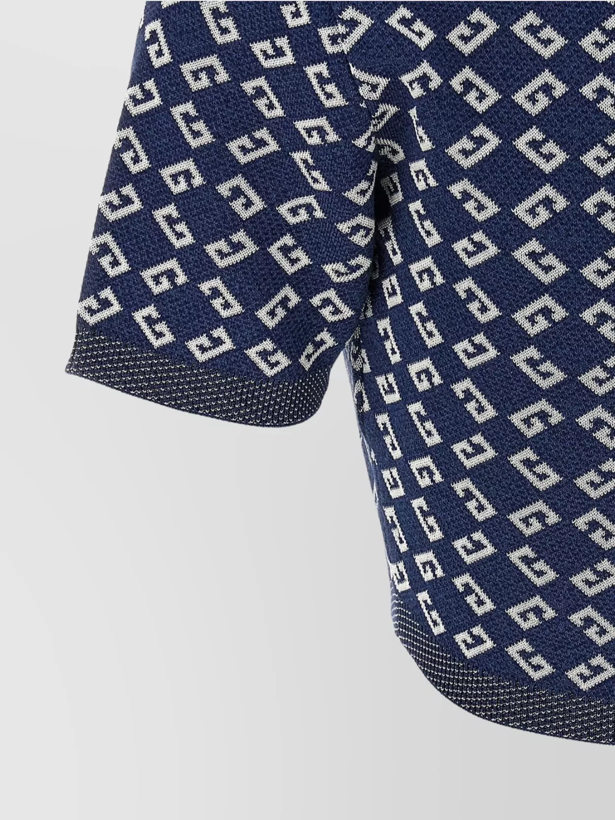 Givenchy Short Sleeve Crew Neck Geometric Pattern Top