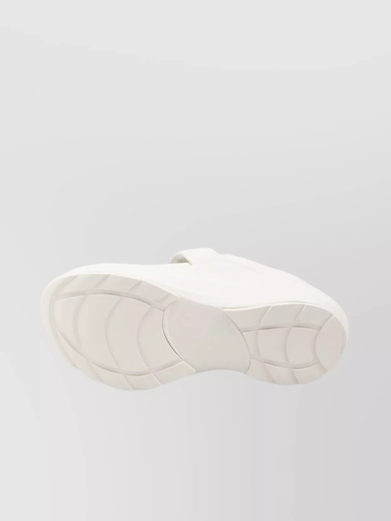 Gucci Leather Wave Platform Sneakers