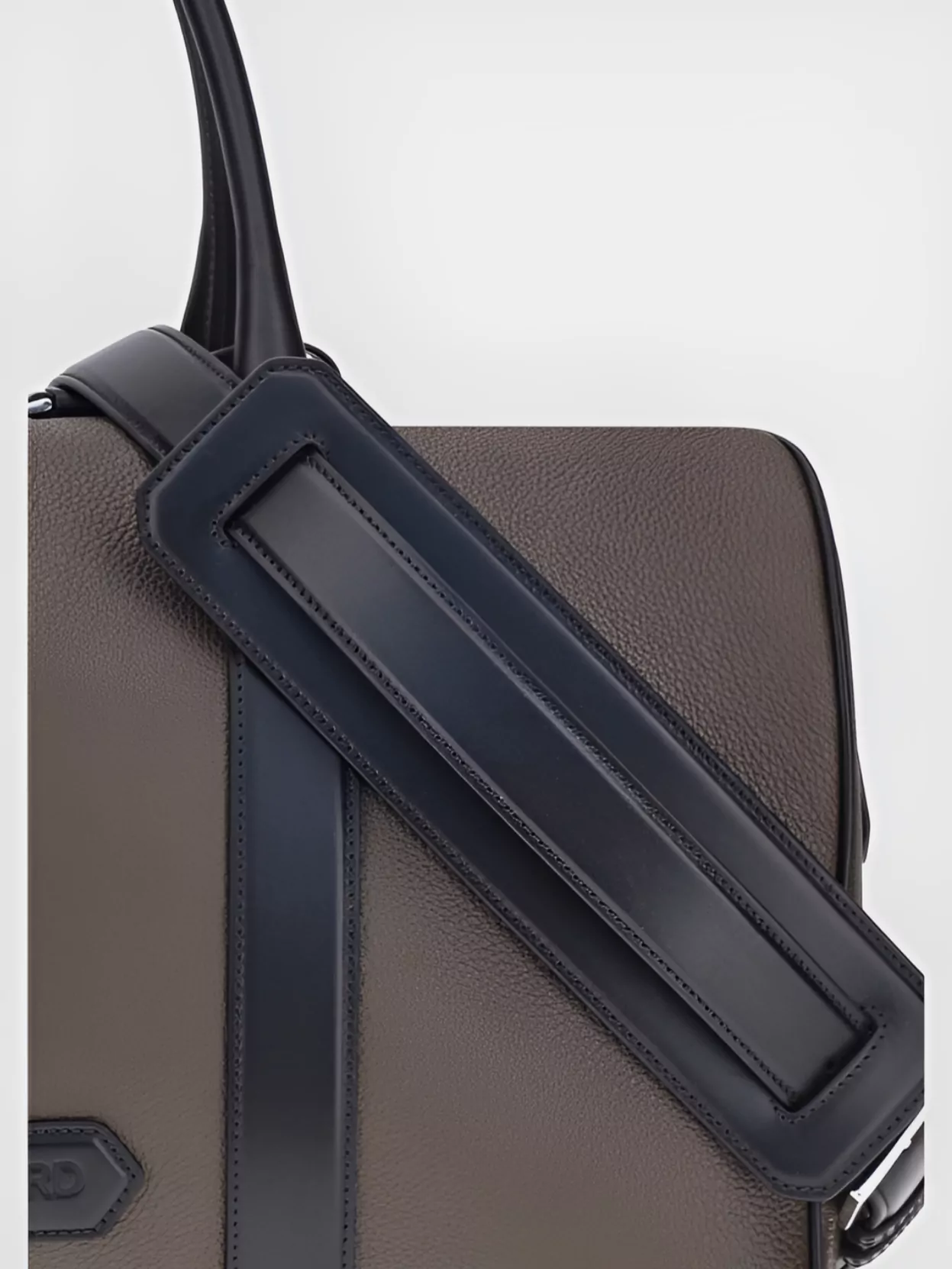 Tom Ford Sophisticated Travel Bag Adjustable Strap