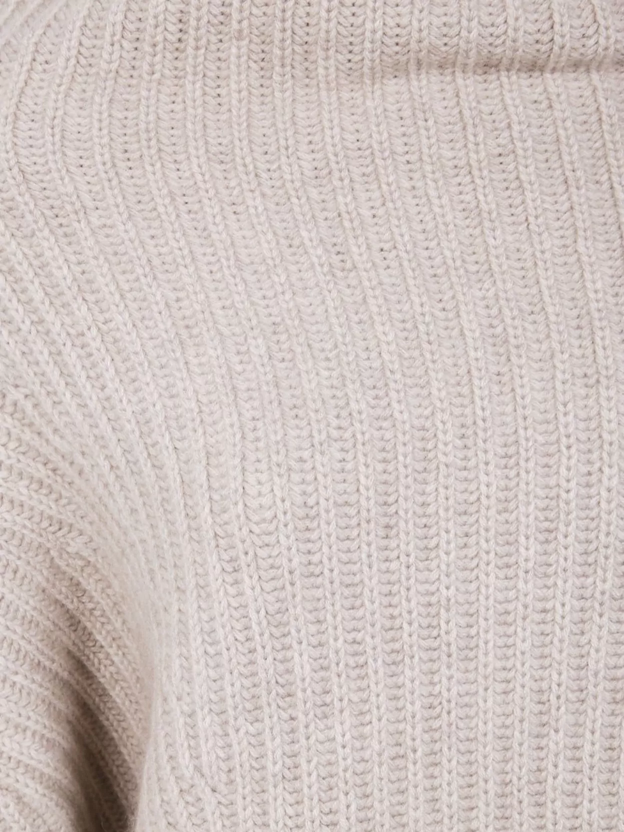 Kujten Cozy Turtle Neck Knit Sweater