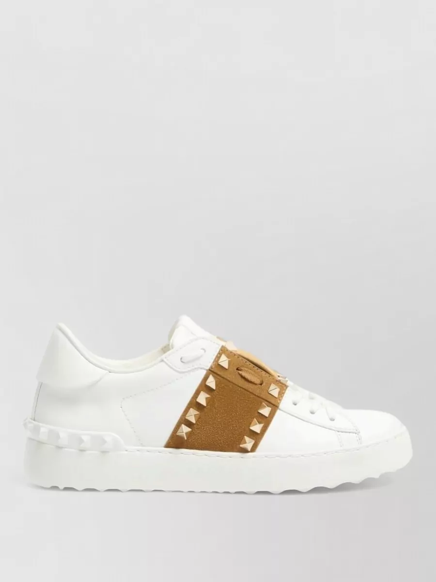 Valentino Garavani Leather Rockstud Low-Top Sneakers
