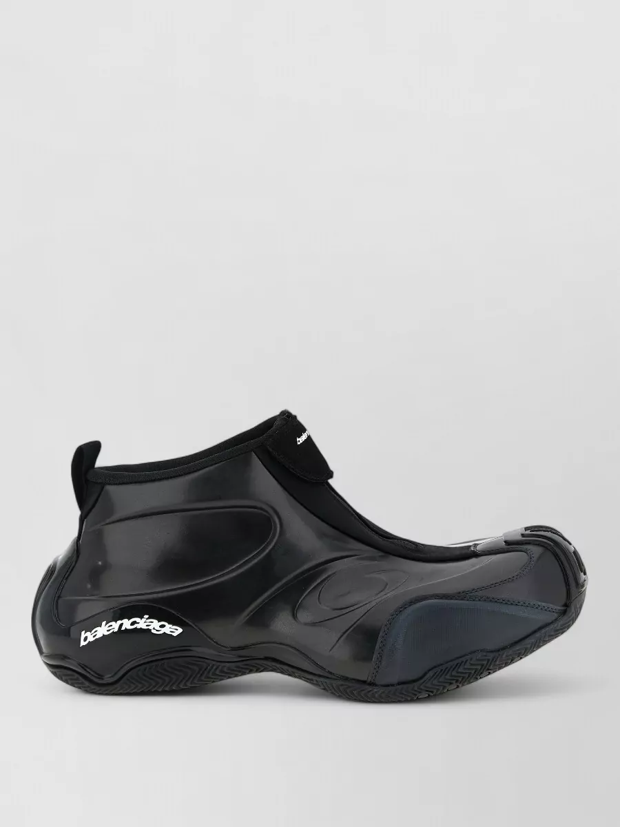 Balenciaga Low Top Sneakers
