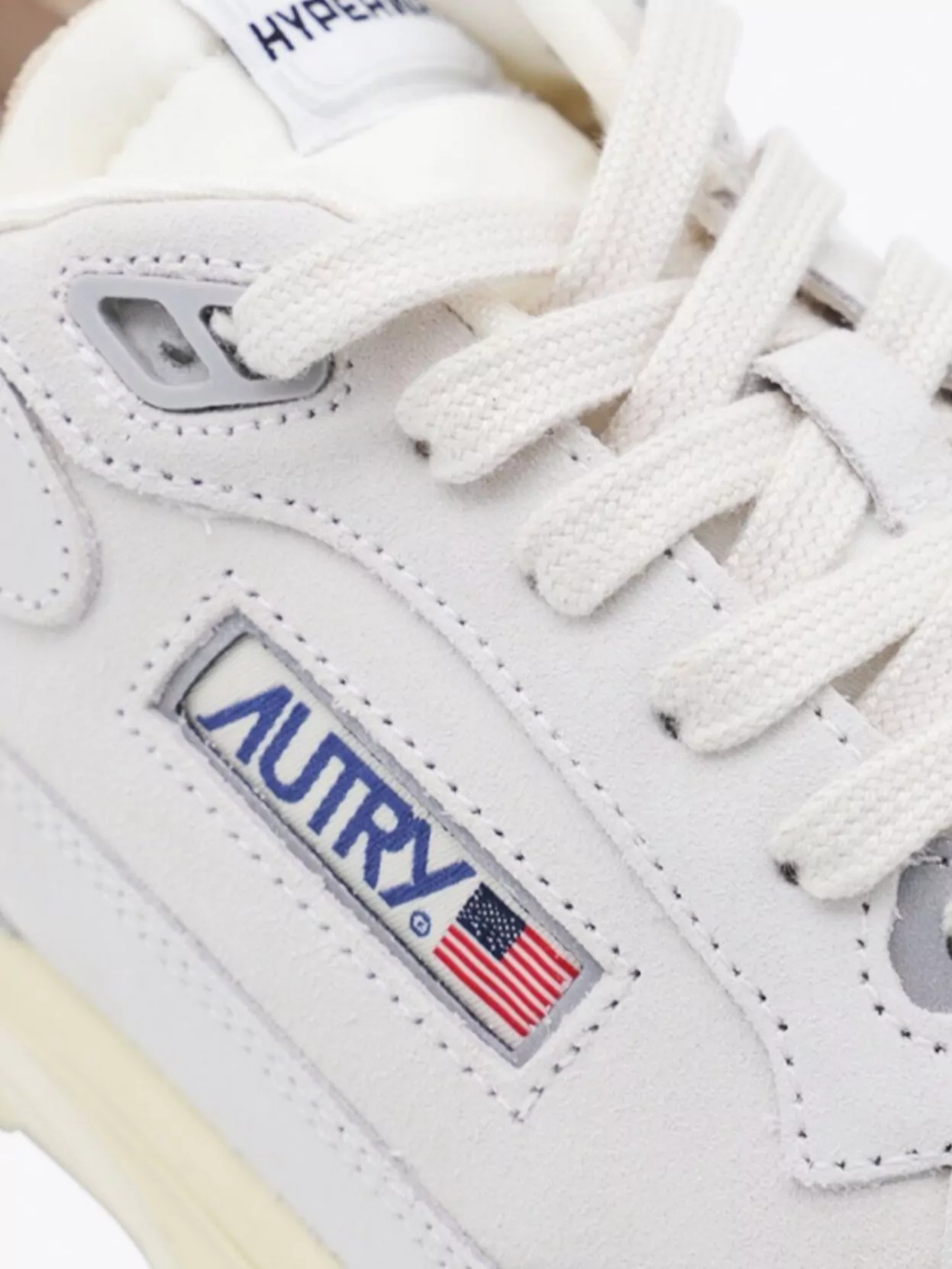 Autry Mesh Panel Low Top Sneakers In Gray