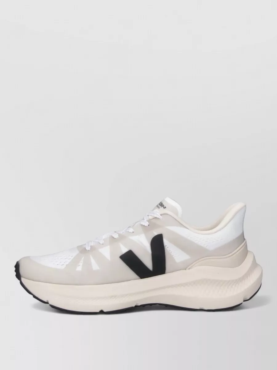 Veja Low-Top Sneakers