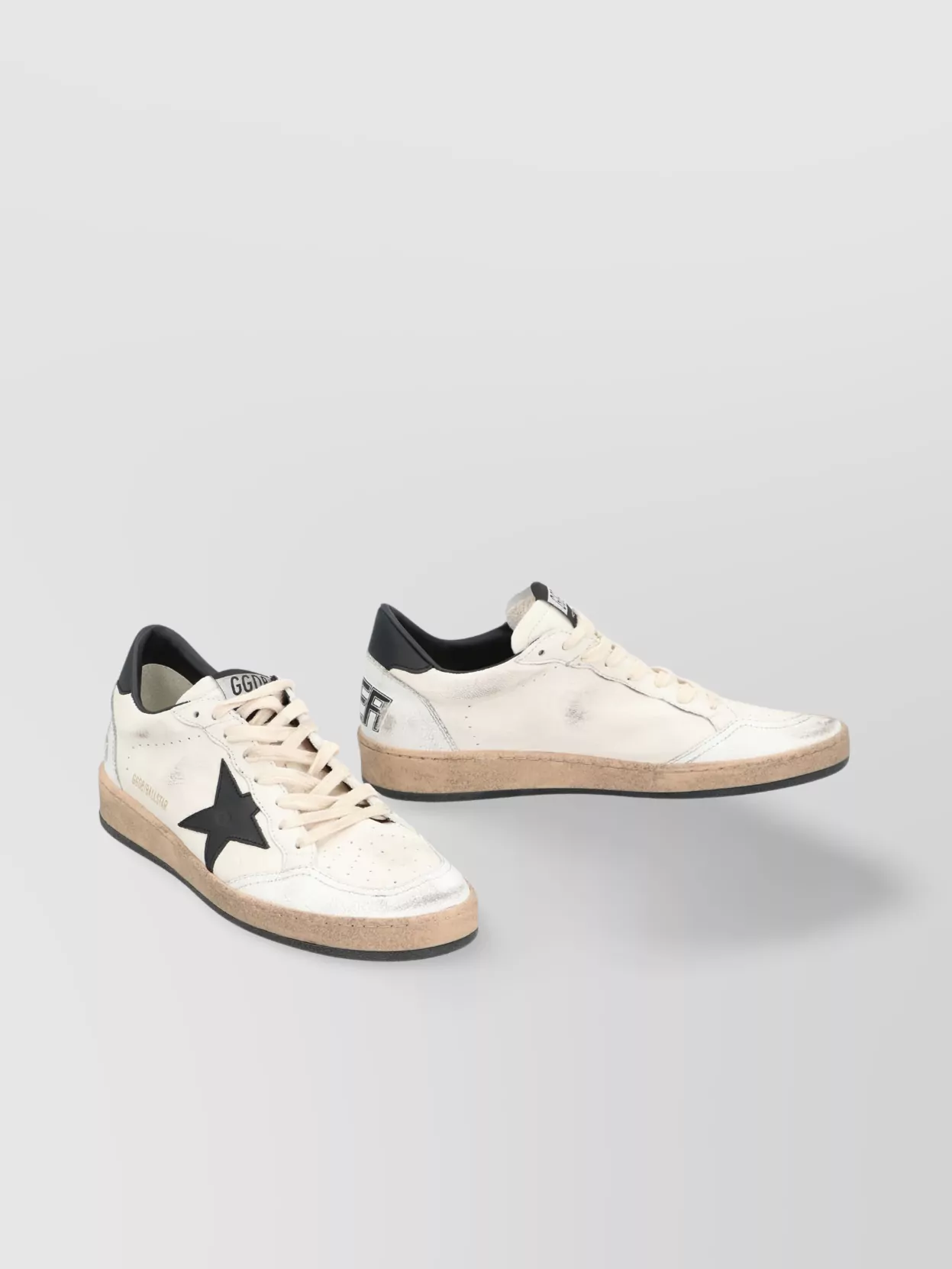 Golden Goose Low-Top Sneakers Round Toeline