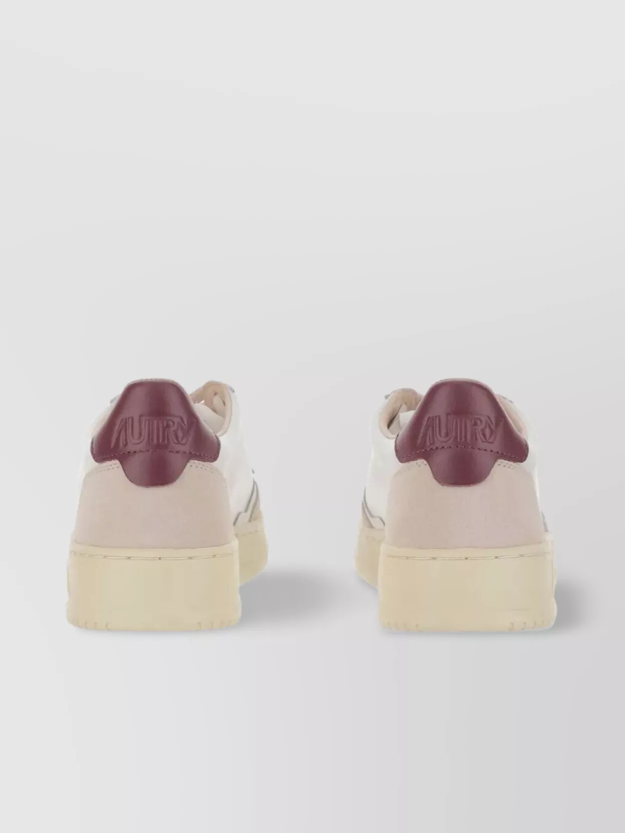 Autry Medalist Low Sneakers In Suede And Leather In White