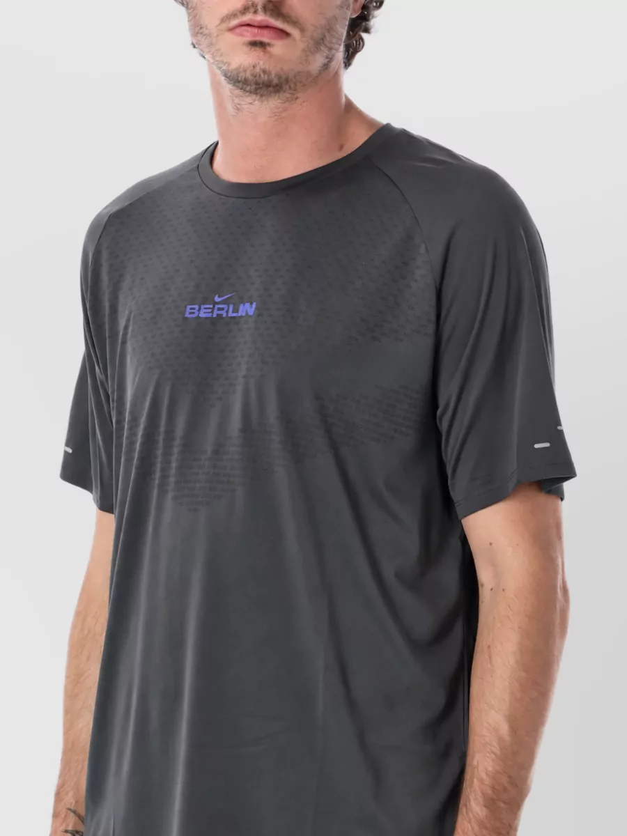 Nike Graphic Short-Sleeve T-Shirt