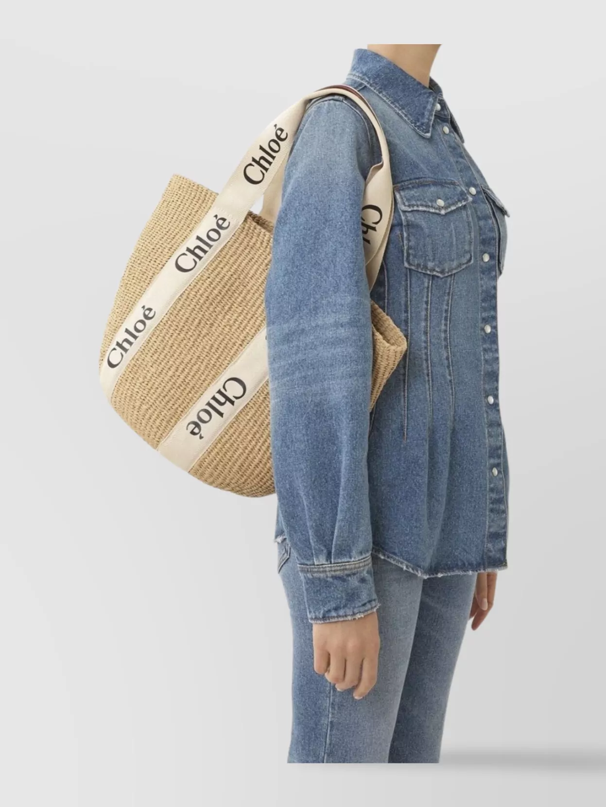 Chloé Textured Woven Carryall With Embossed Leather Patch