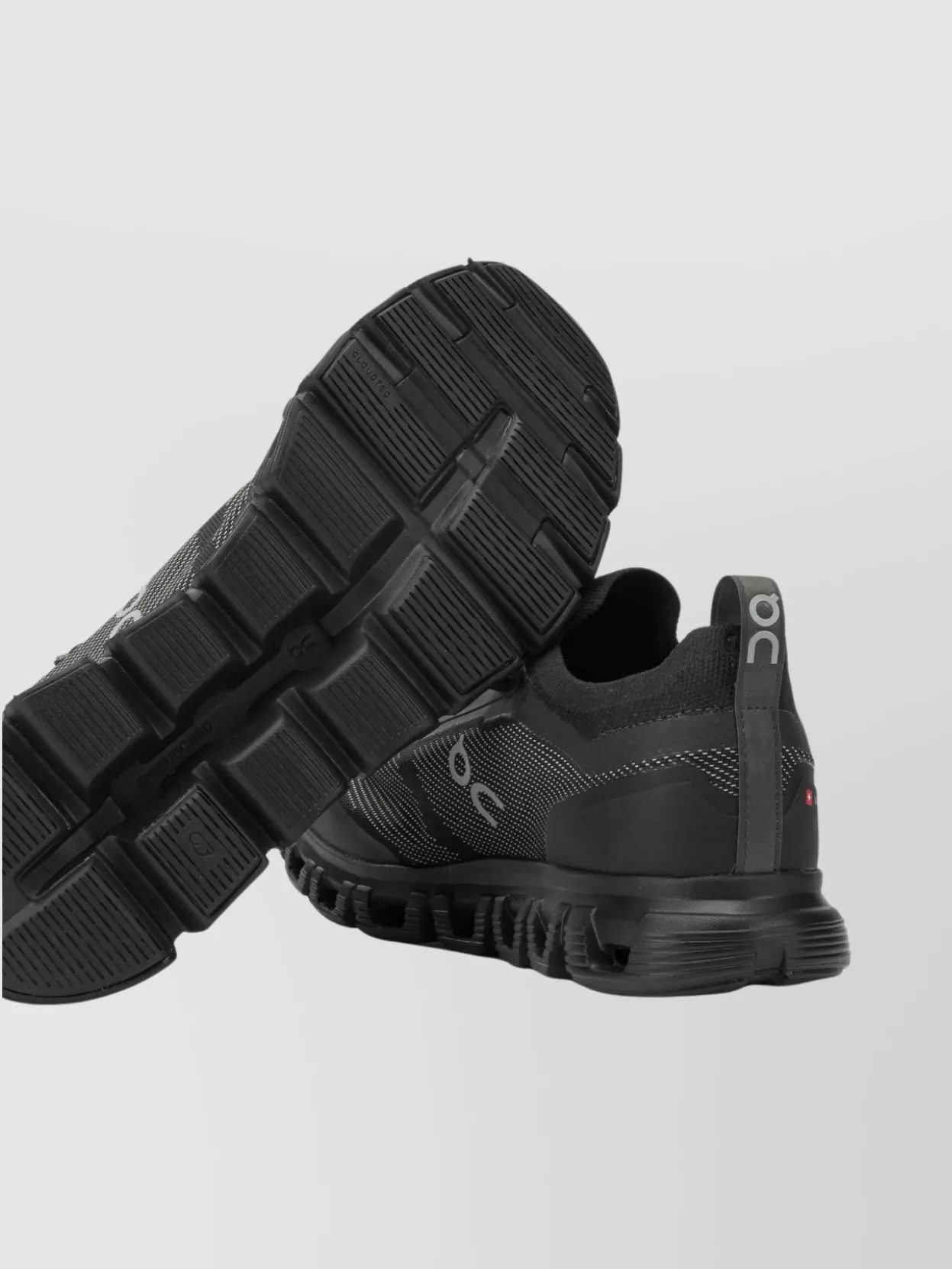 On Running Casual Sneakers And Slip-On Footwear