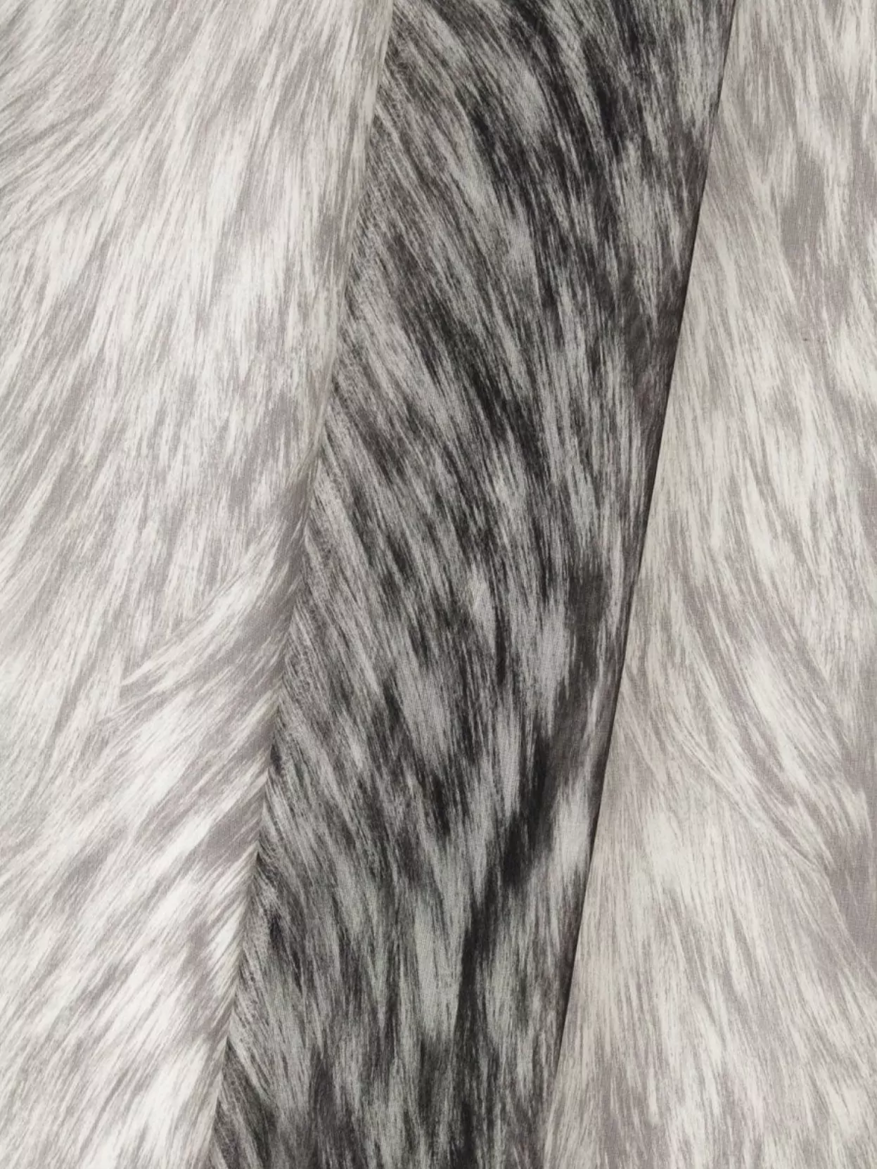 Dolce&Gabbana Animal Print Silk Blouse Scarf