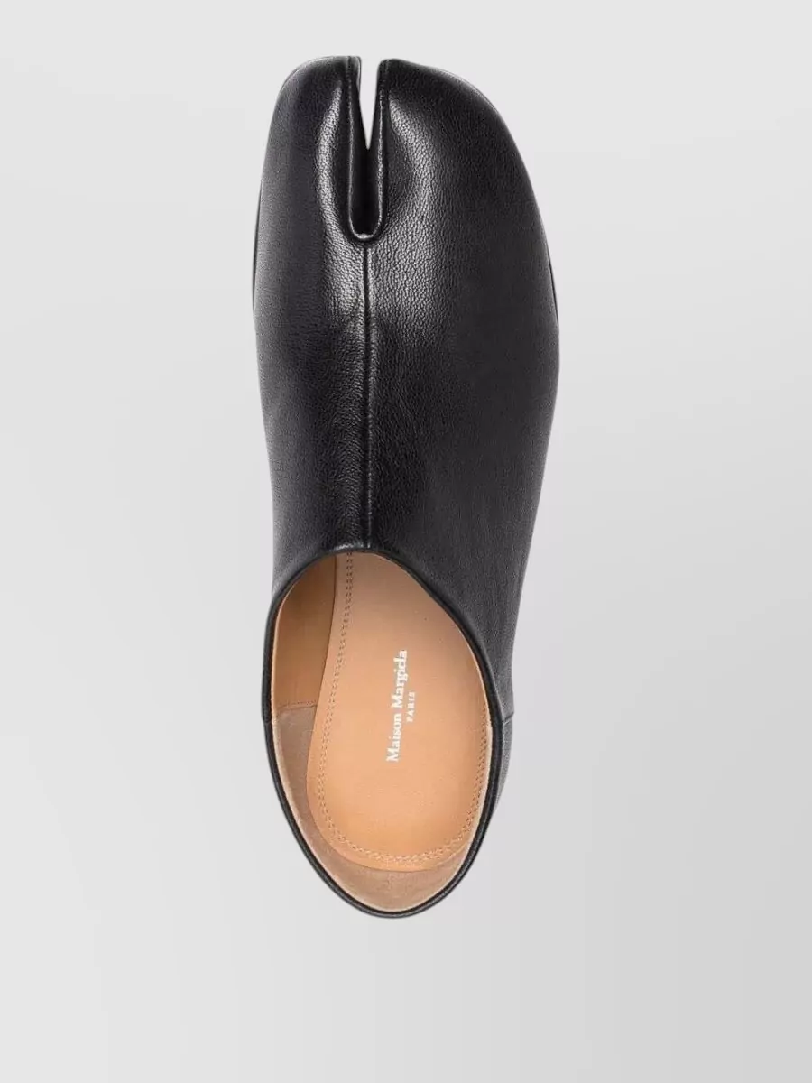 Maison Margiela Tabi Toe Loafers Round Heel Leather