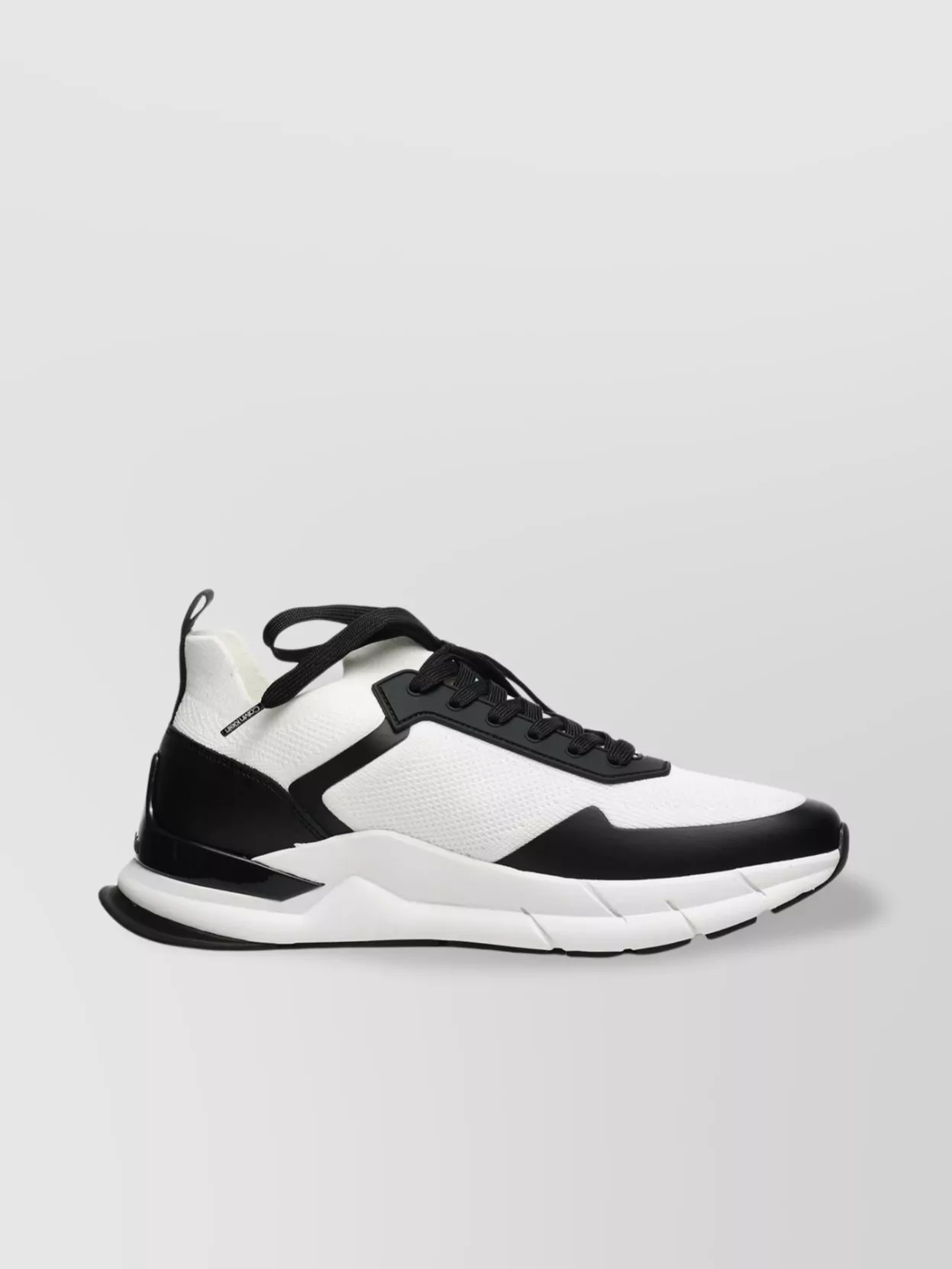 Calvin Klein Round Toe Lace Up Sneakers
