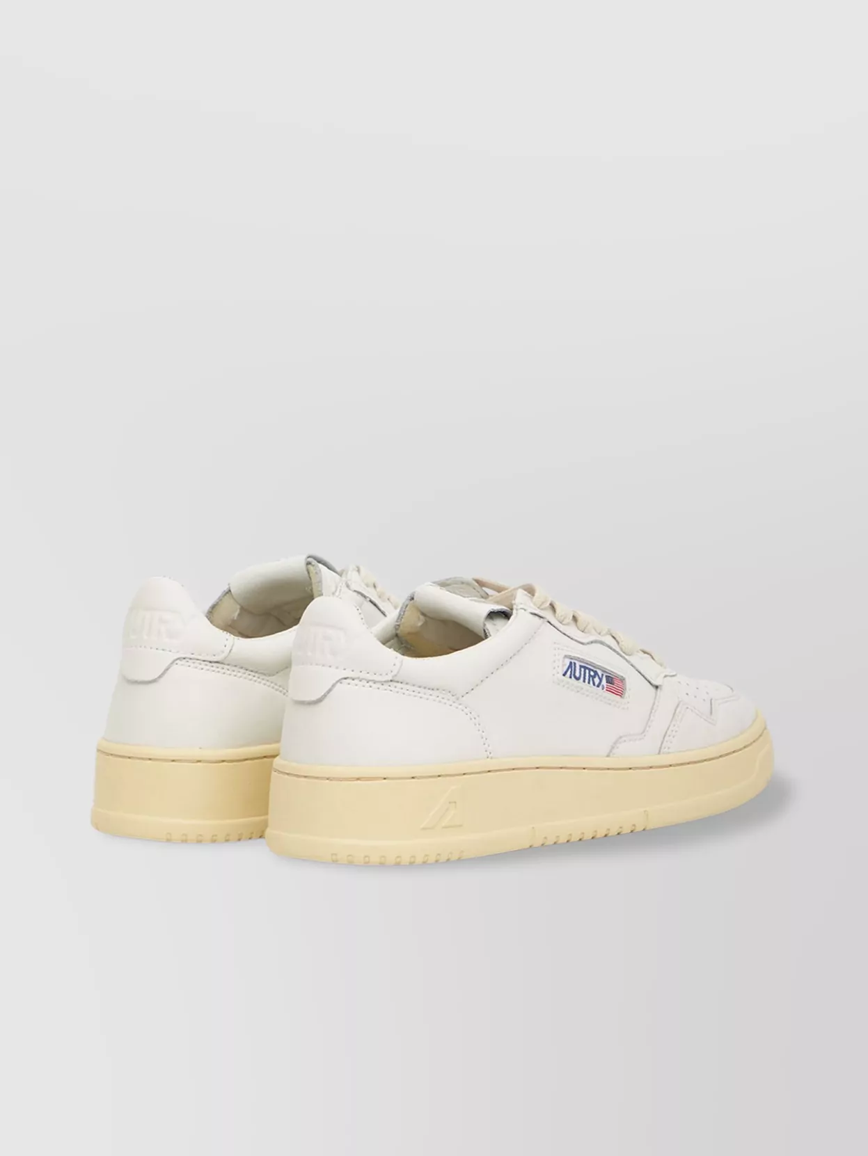 Autry Medalist Low Top Leather Sneakers