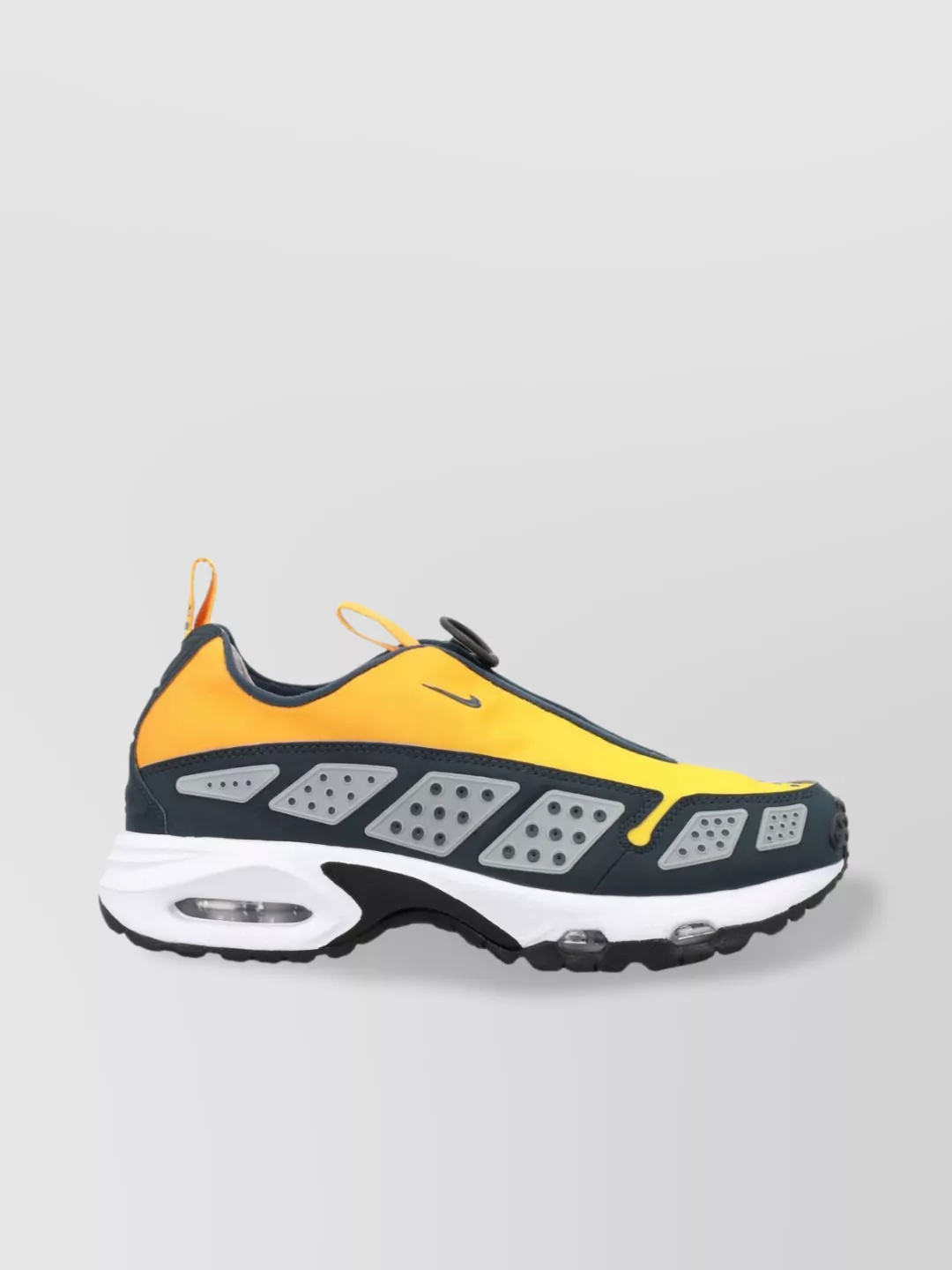 Nike Air Max Sndr Sneakers