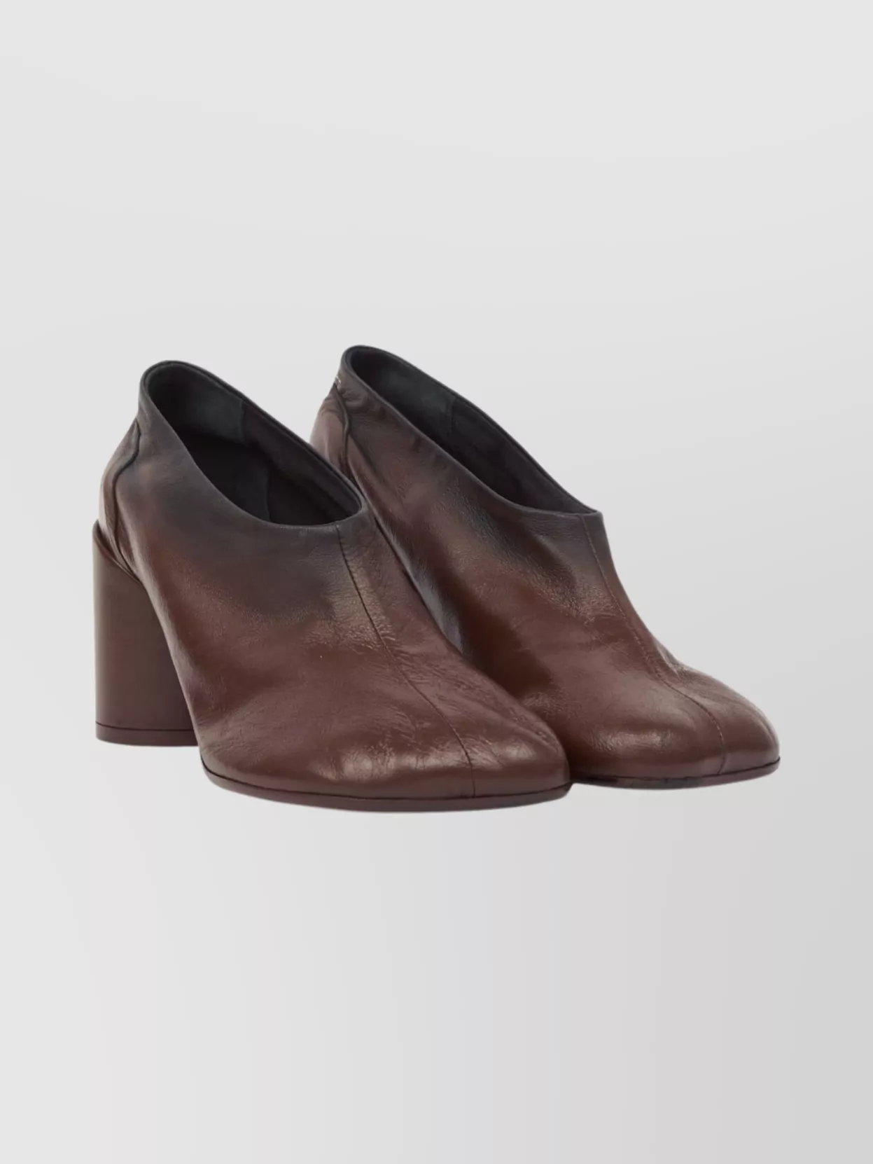 Mm6 Maison Margiela Block Heel Tabi Toe Leather Pumps In Brown