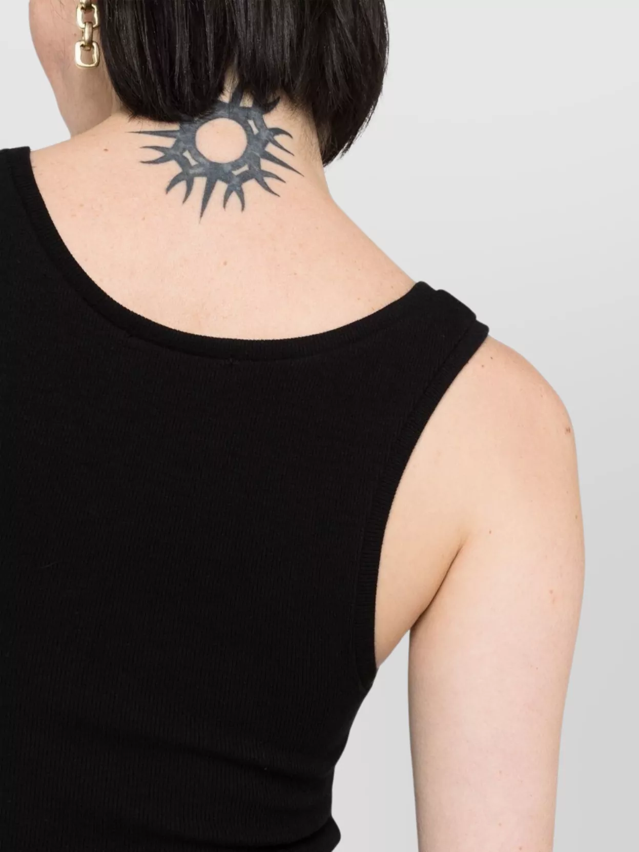 Wardrobe.nyc Ribbed Scoop Neck Sleeveless Crop Tank