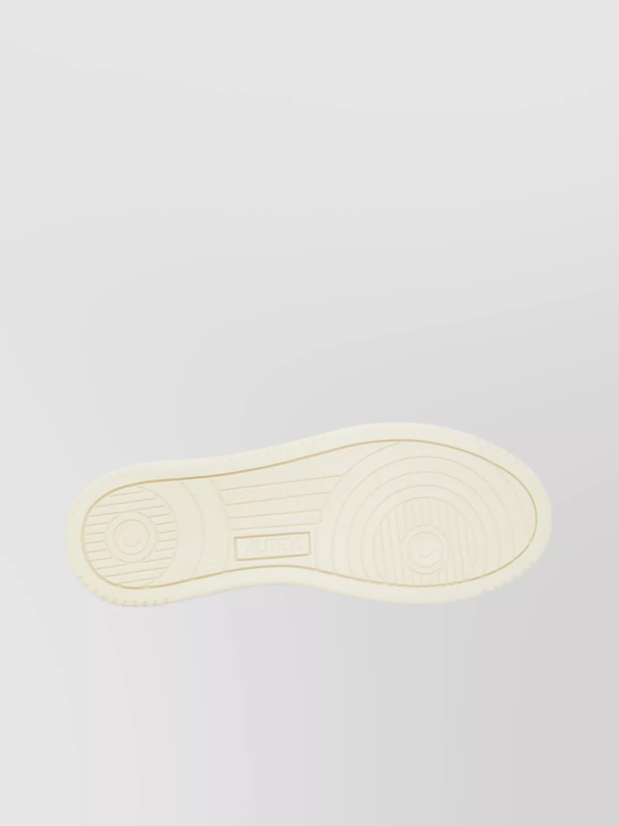 Autry Medalist Low Top Leather Sneakers