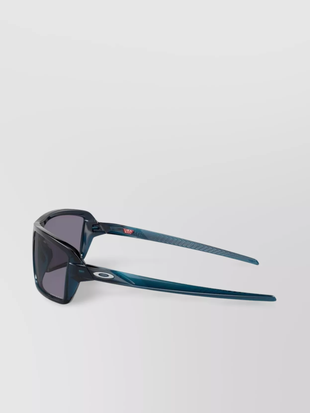 Oakley Rectangular Frame Sunglasses With Full Rim And Dark Lenses