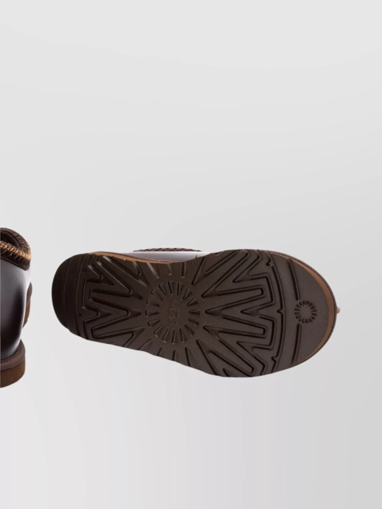 Ugg Cedar Leather Sheepskin Slippers