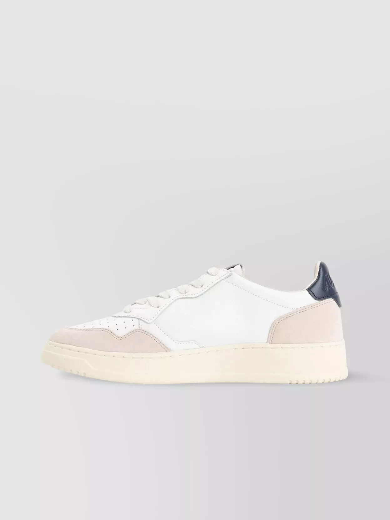 Autry Medalist Perforated Leather Sneakers