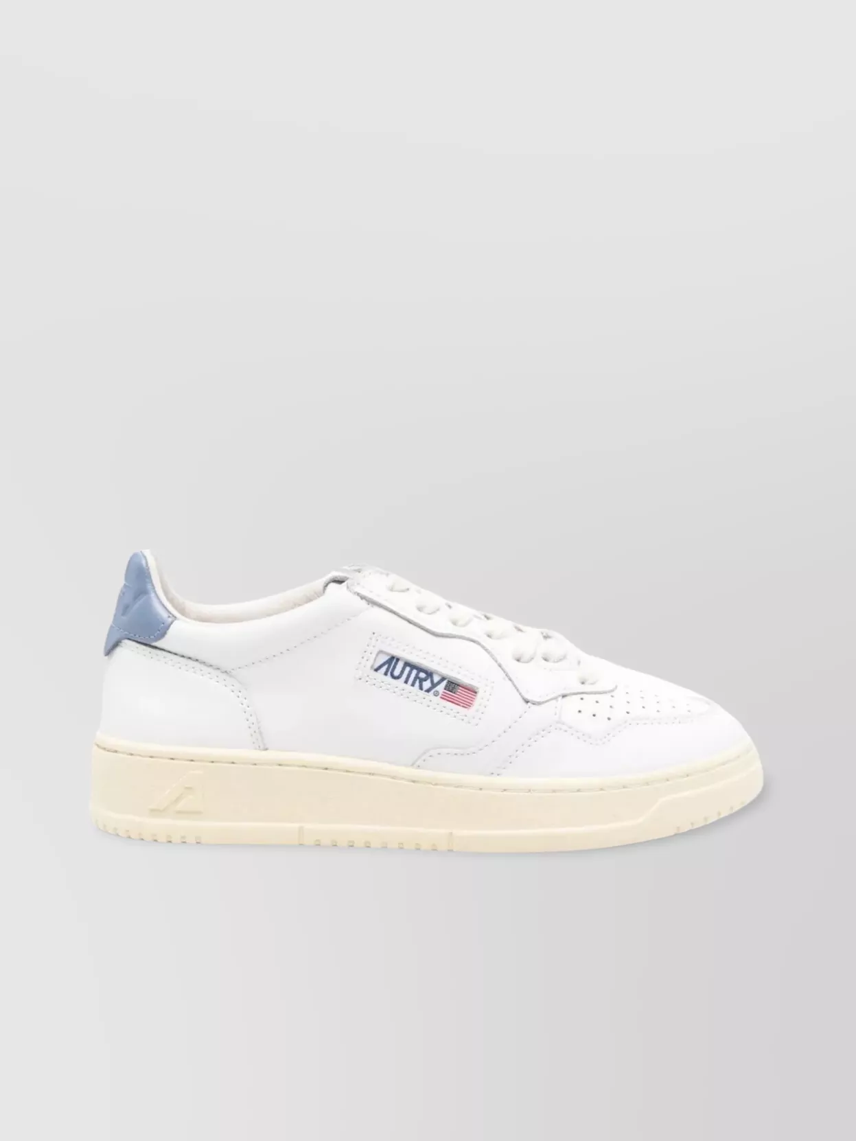 Autry Sneakers Leather Low-top Silhouette Perforated Detailing In White