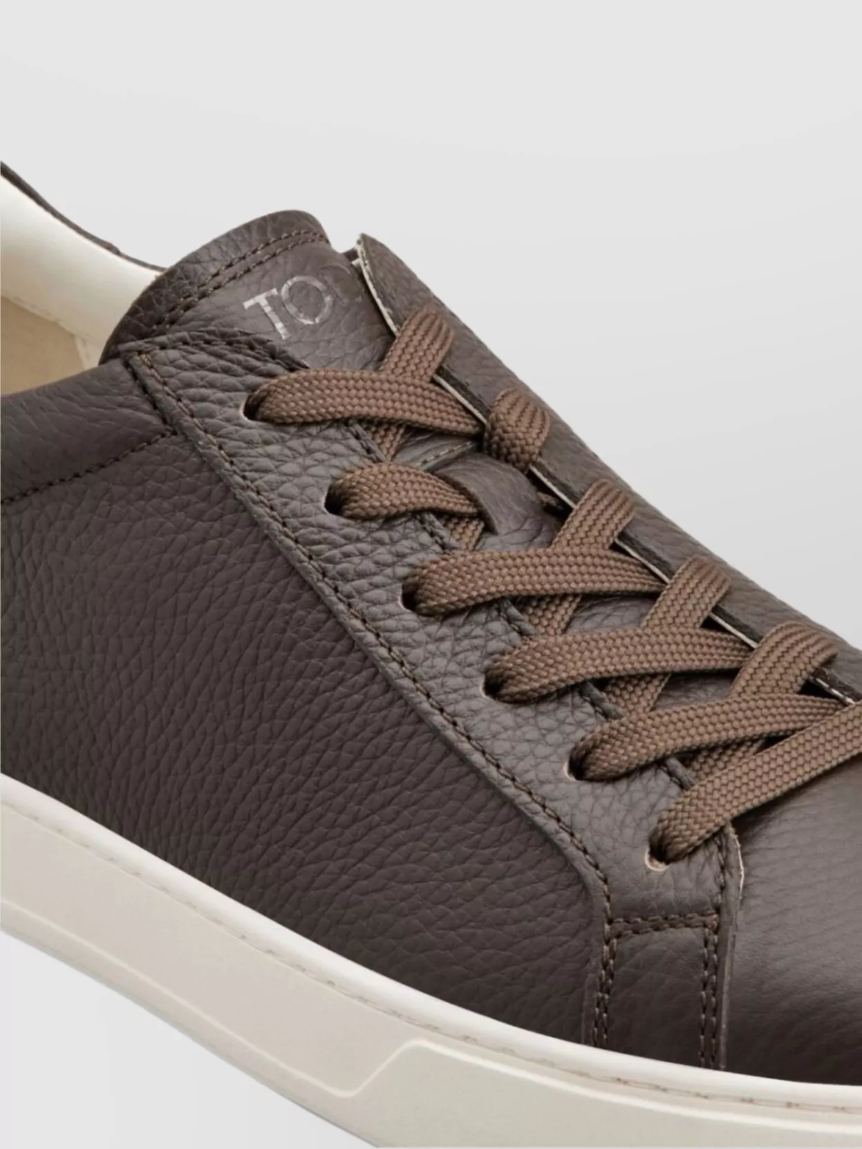 Tod's Grained Leather Round Toe Rubber Sole Sneakers