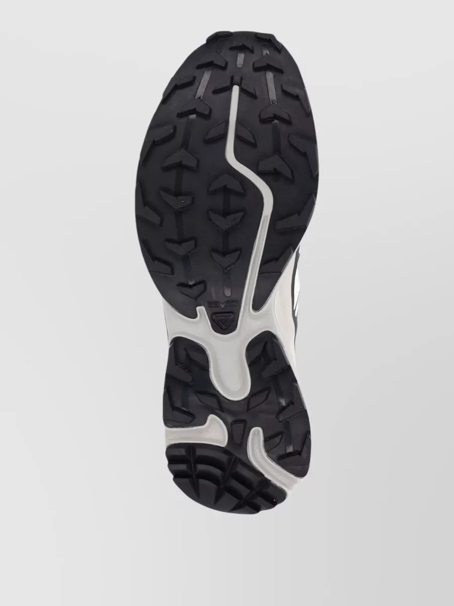 Salomon Low-Top Sneakers